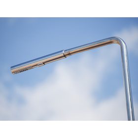 ALON ZUHANY, HIDEG VIZES, LÁBMOSÓVAL