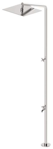 BRISA ZUHANY, HIDEG VIZES, LÁBMOSÓVAL