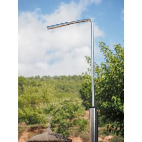 CORAL ZUHANY, HIDEG VIZES, LÁBMOSÓVAL